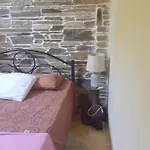Thodis Villa's * Karianí