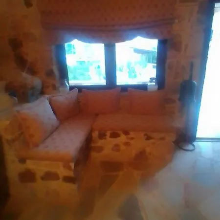 Villa Thodis Villa's *