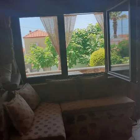 Thodis Villa's فيلة *