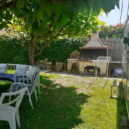Villa Thodis Villa's *