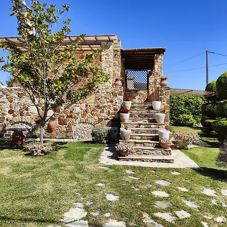 Thodis Villa's Βίλα
