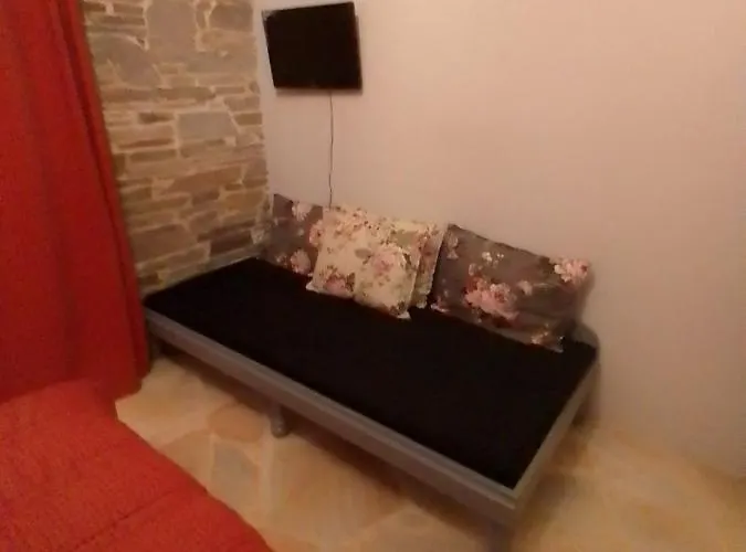 Thodis Villa's Karianí