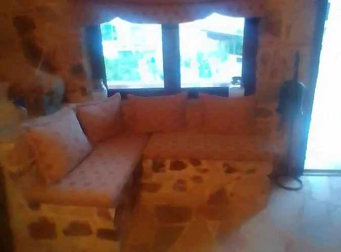 Villa Thodis Villa's *