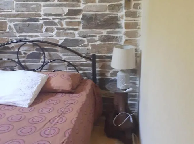 Thodis Villa's * Karianí