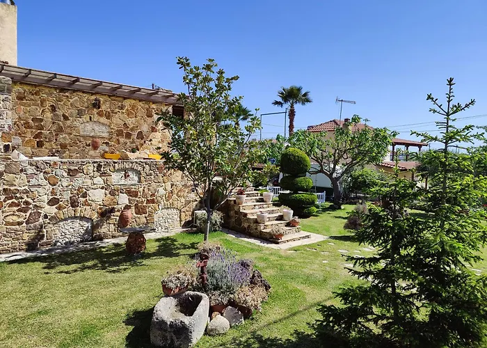 Thodis Villa's Karianí